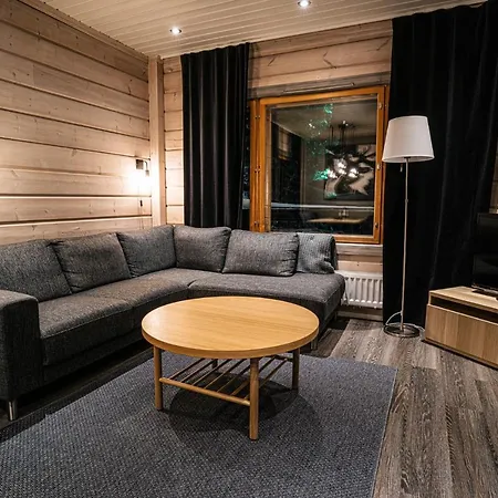 Hotell Black 4*